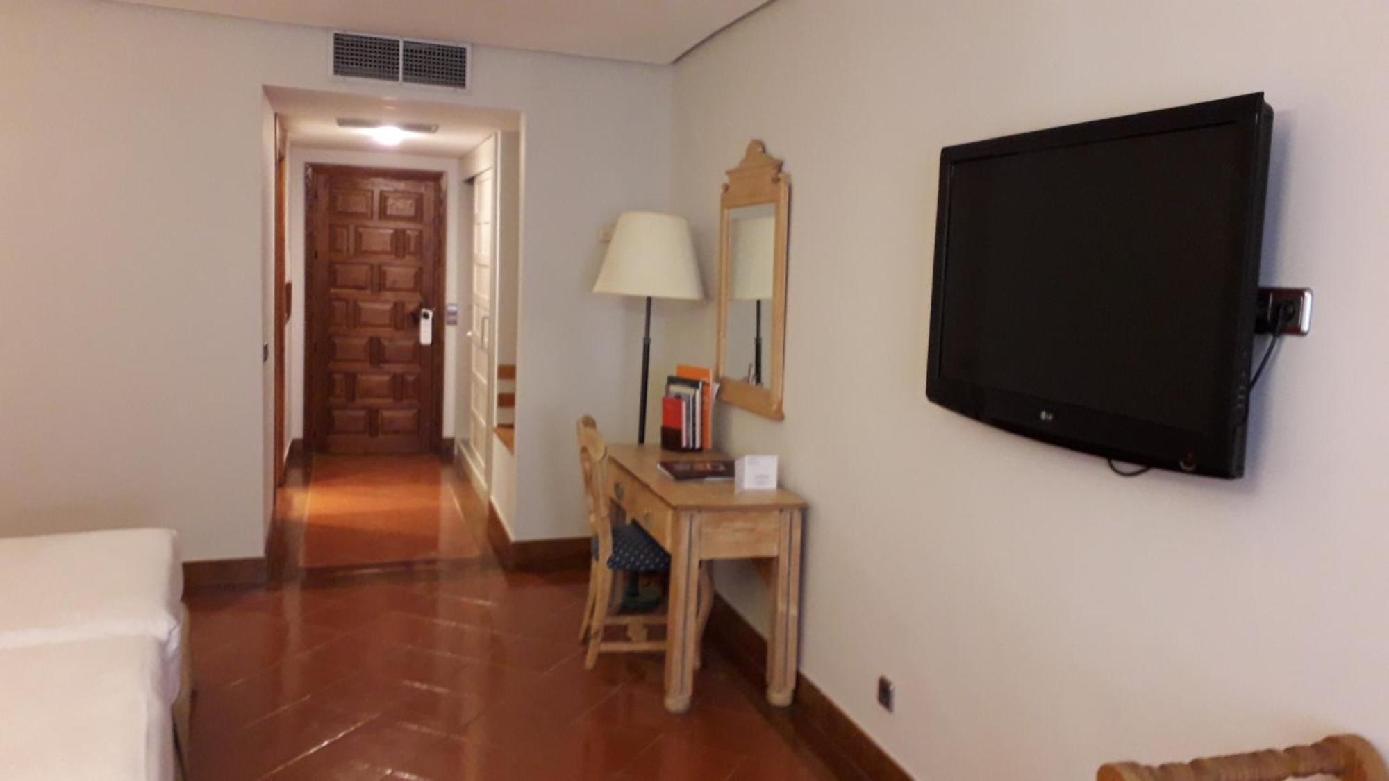 Parador De Santo Domingo De La Calzada Exterior foto